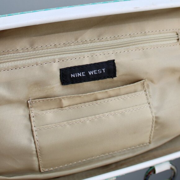 Nine West Vintage Y2K Green White Soho Signature Buckle Baguette Handbag Purse - Picture 5 of 7